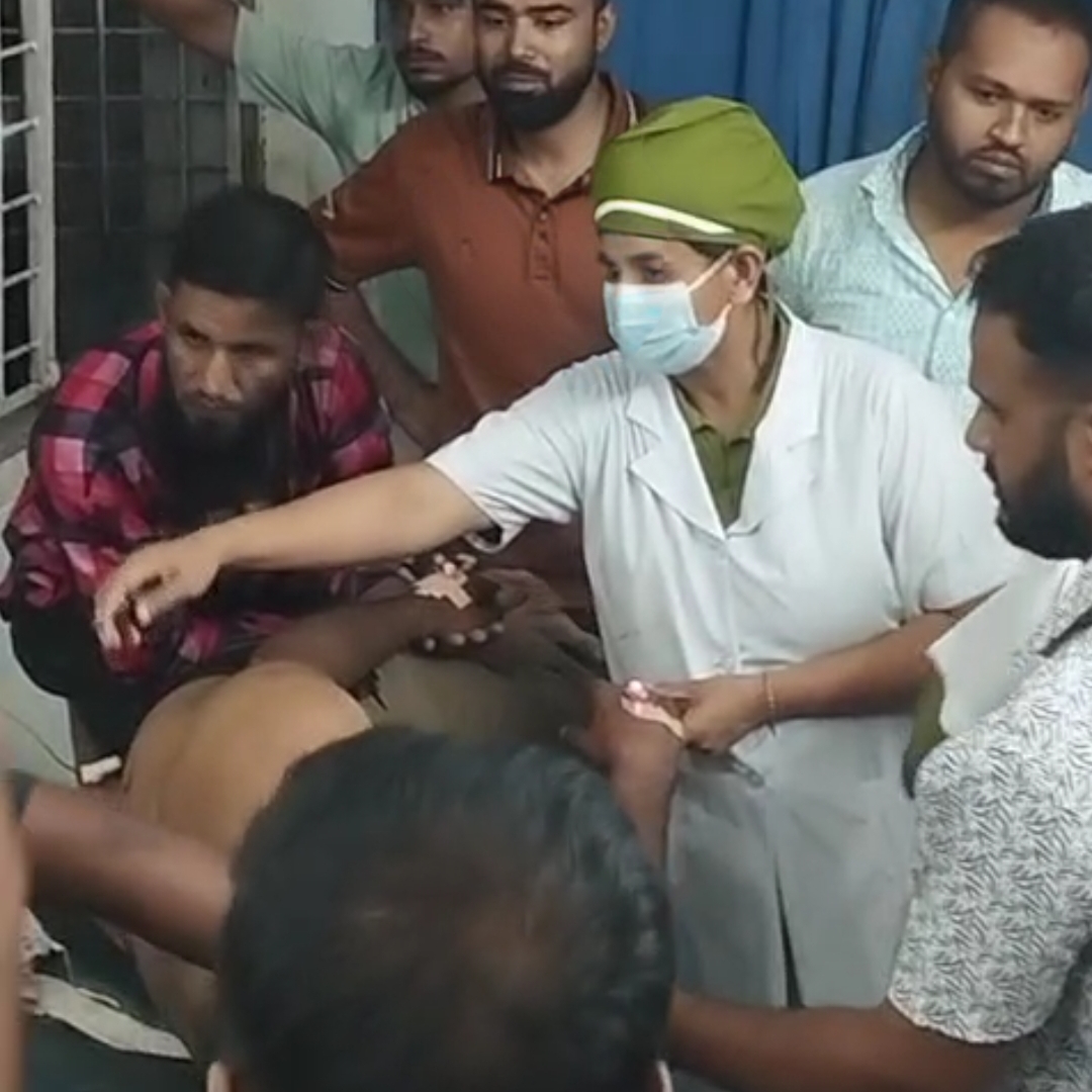 যুবদলের প্রতিষ্ঠাবার্ষিকীর অনুষ্ঠান শেষে বাড়ি ফেরার পথে গুলিবিদ্ধ বাদল হাওলাদার